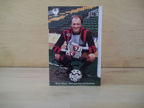 Bryan Gunn Signed Colour Photo