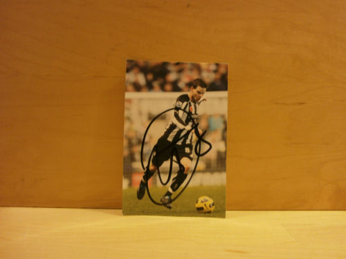 Danny Guthrie Signed Colour Photo Danny Guthrie Signed Colour Photo