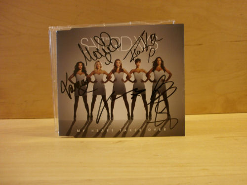 The Saturdays – Mollie, Frankie, Una, Rochelle, Vanessa Signed  CD Single Cover