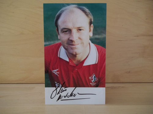 Steve McMahon Signed Colour Photo
