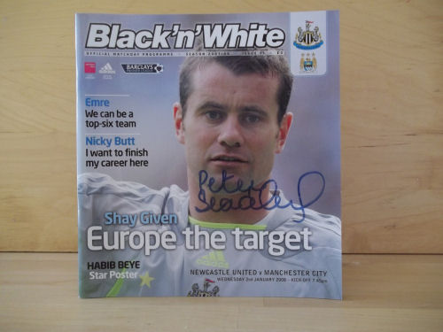 Peter Beardsley Signed Football Programme Peter Beardsley Signed Football Programme