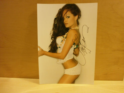 Christy Hemme Signed Colour Photo Christy Hemme Signed Colour Photo