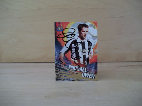 Michael Owen Signed Football Card Michael Owen Signed Football Card