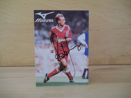 Rob Jones Signed Colour Photo Rob Jones Signed Colour Photo