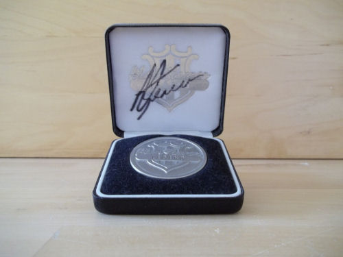 Alan Shearer Signed Testimonial Medallion Alan Shearer Signed Testimonial Medallion