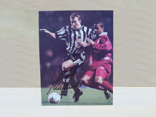 Alan Shearer Signed Colour Photo Alan Shearer Signed Colour Photo