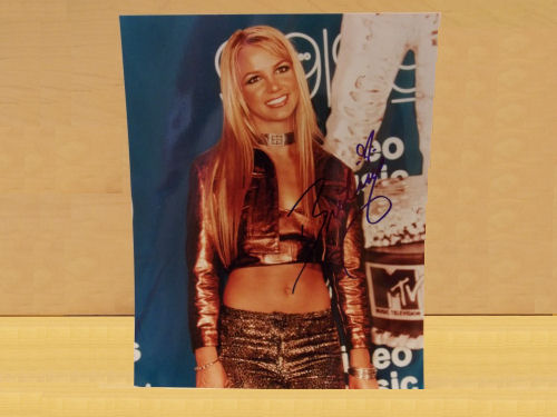 Britney Spears Signed Colour Photo Britney Spears Signed Colour Photo