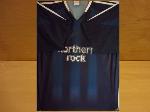 Alan Shearer Signed Football Shirt Alan Shearer Signed Football Shirt