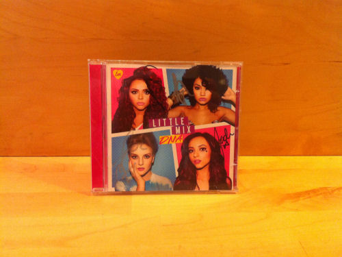 Perrie Edwards, Jesy Nelson, Leigh-Anne Pinnock, Jade Thirlwall – Little Mix Signed CD Album Cover Perrie Edwards, Jesy Nelson, Leigh-Anne Pinnock, Jade Thirlwall – Little Mix Signed CD Album Cover