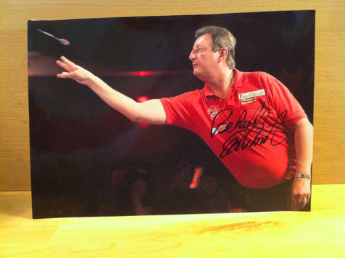 Eric Bristow Signed Colour Photo Eric Bristow Signed Colour Photo