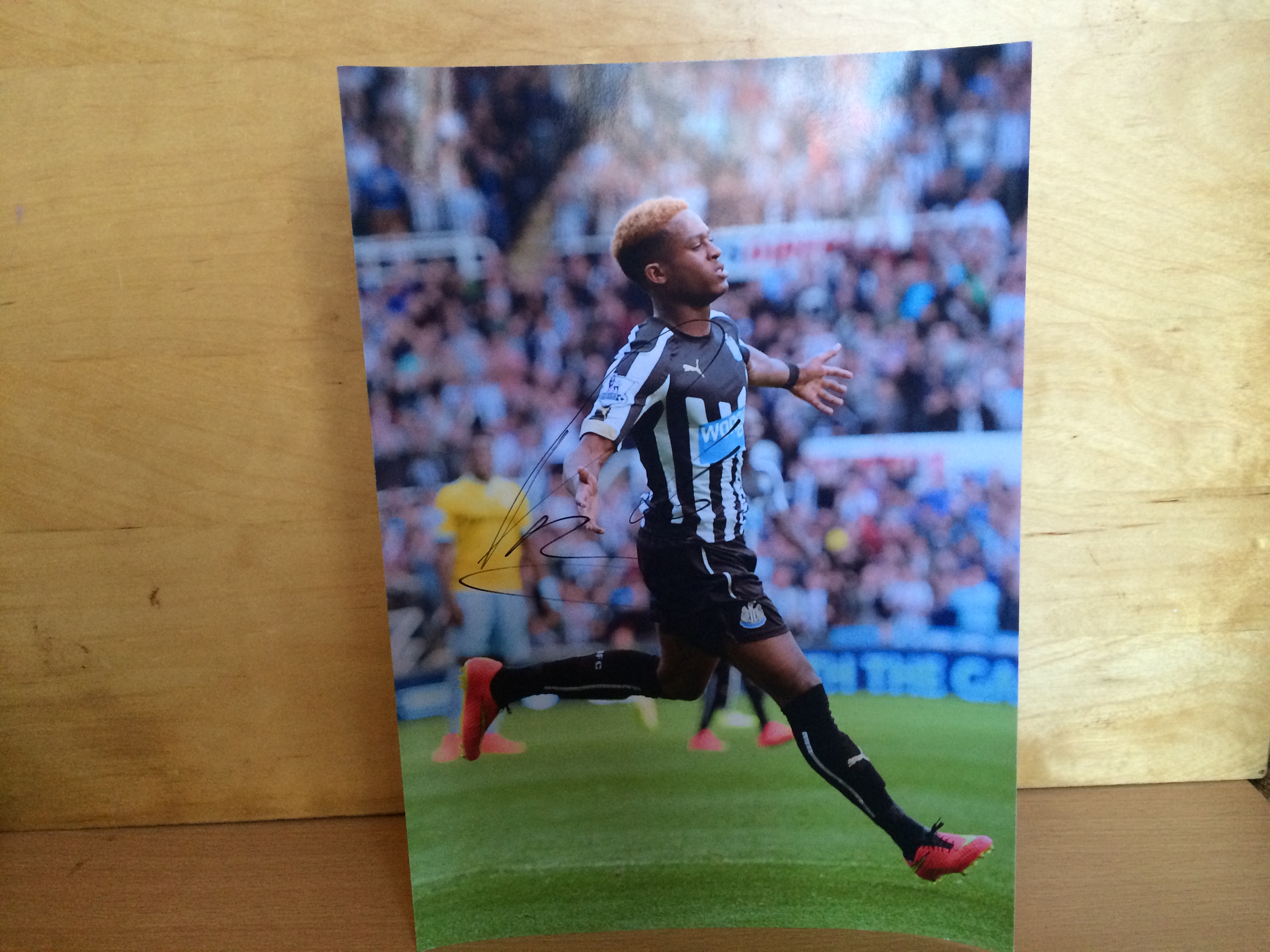Rolando Aarons Signed Colour Photo