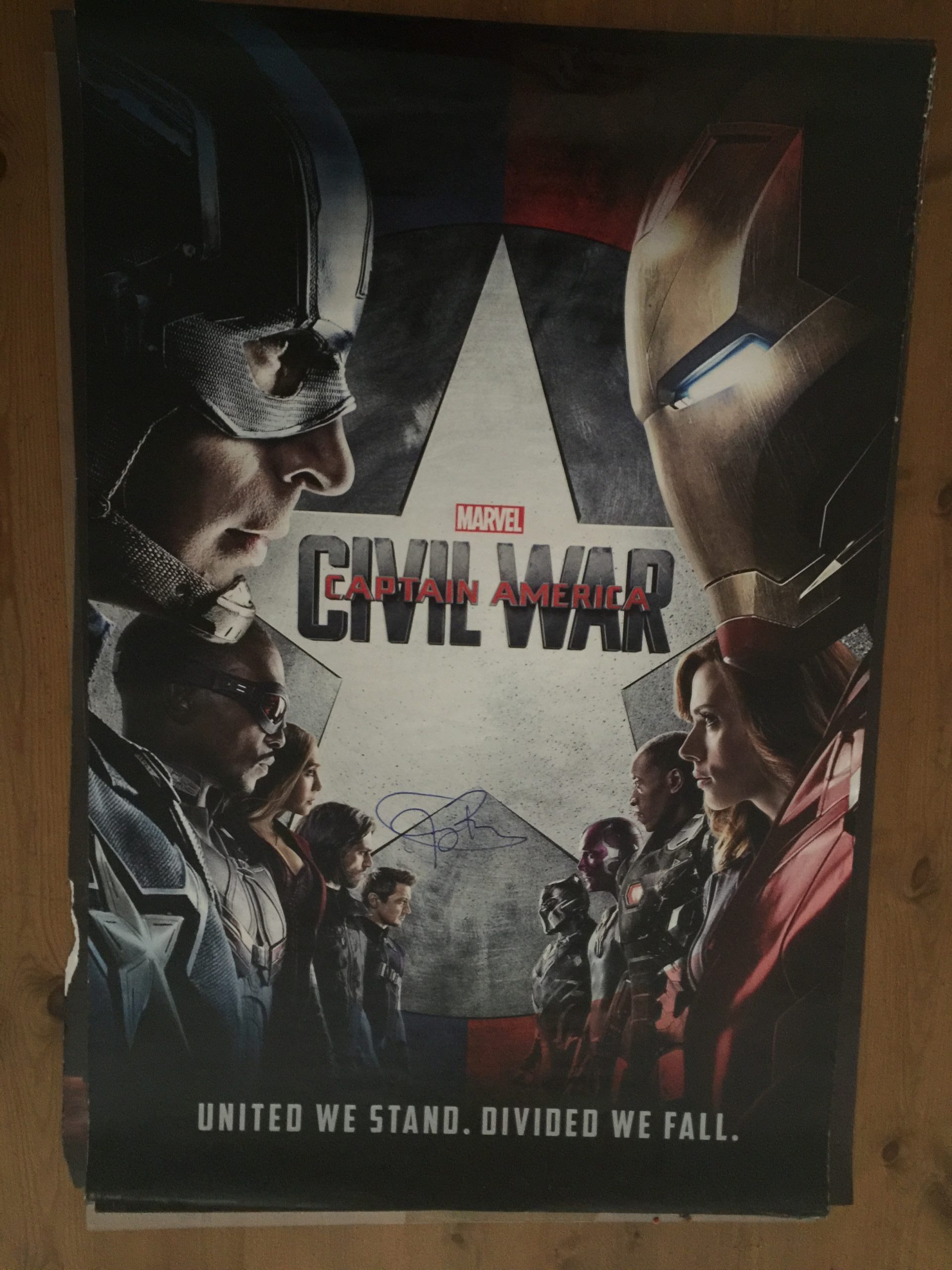Jeremy Renner Signed Poster Jeremy Renner Signed Poster