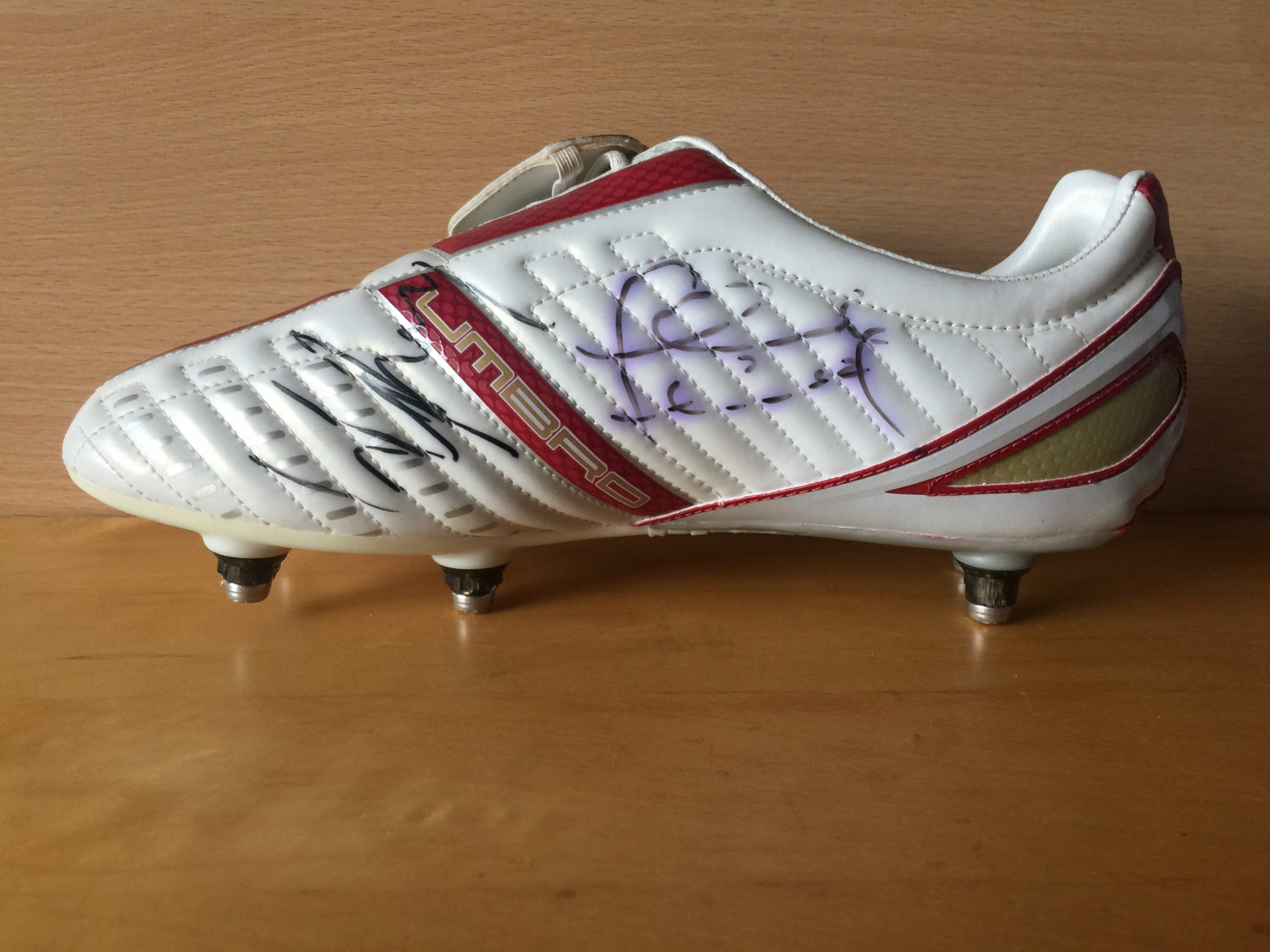 Unknown Multi Signed Football Boot