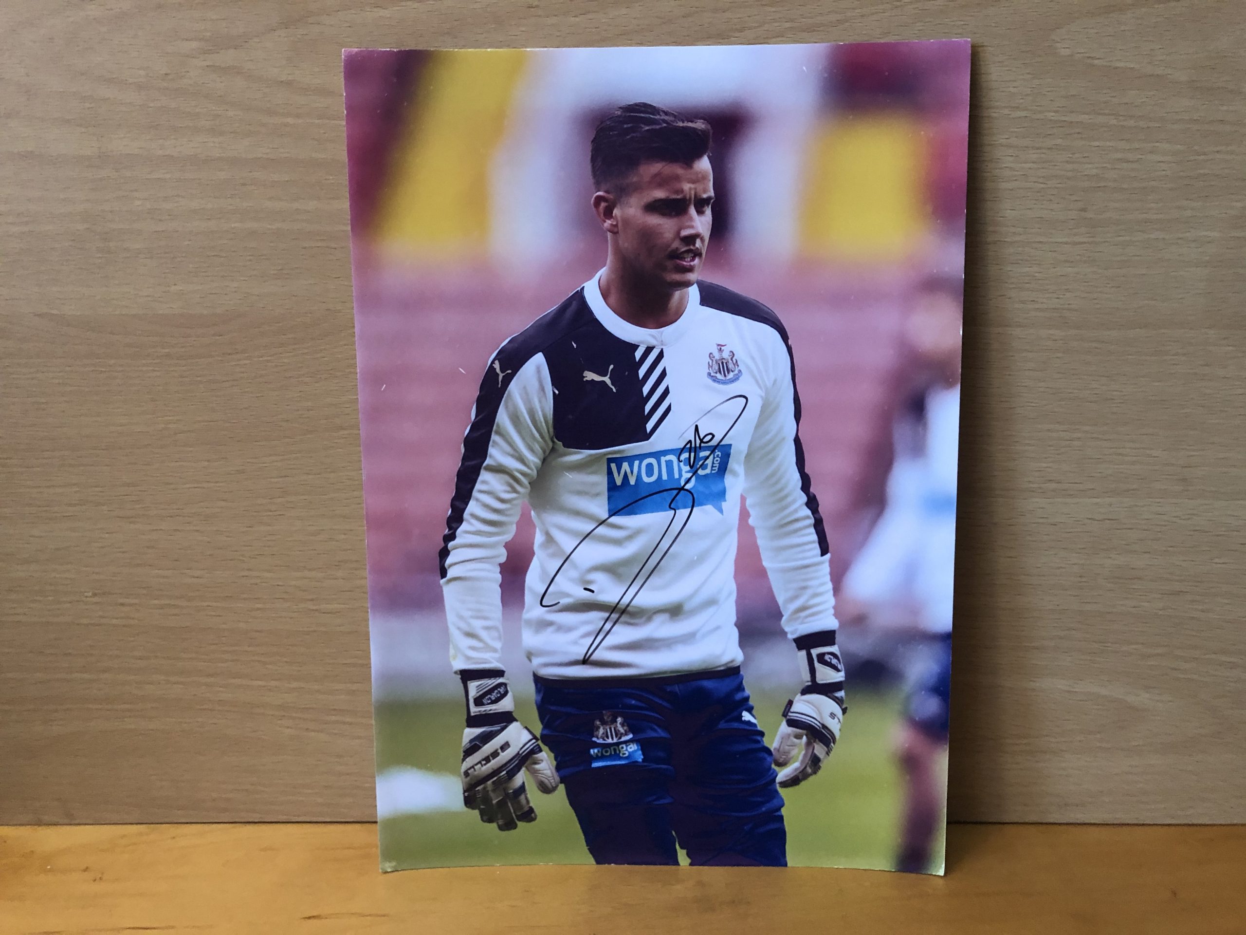 Karl Darlow Signed Colour Photo Karl Darlow Signed Colour Photo