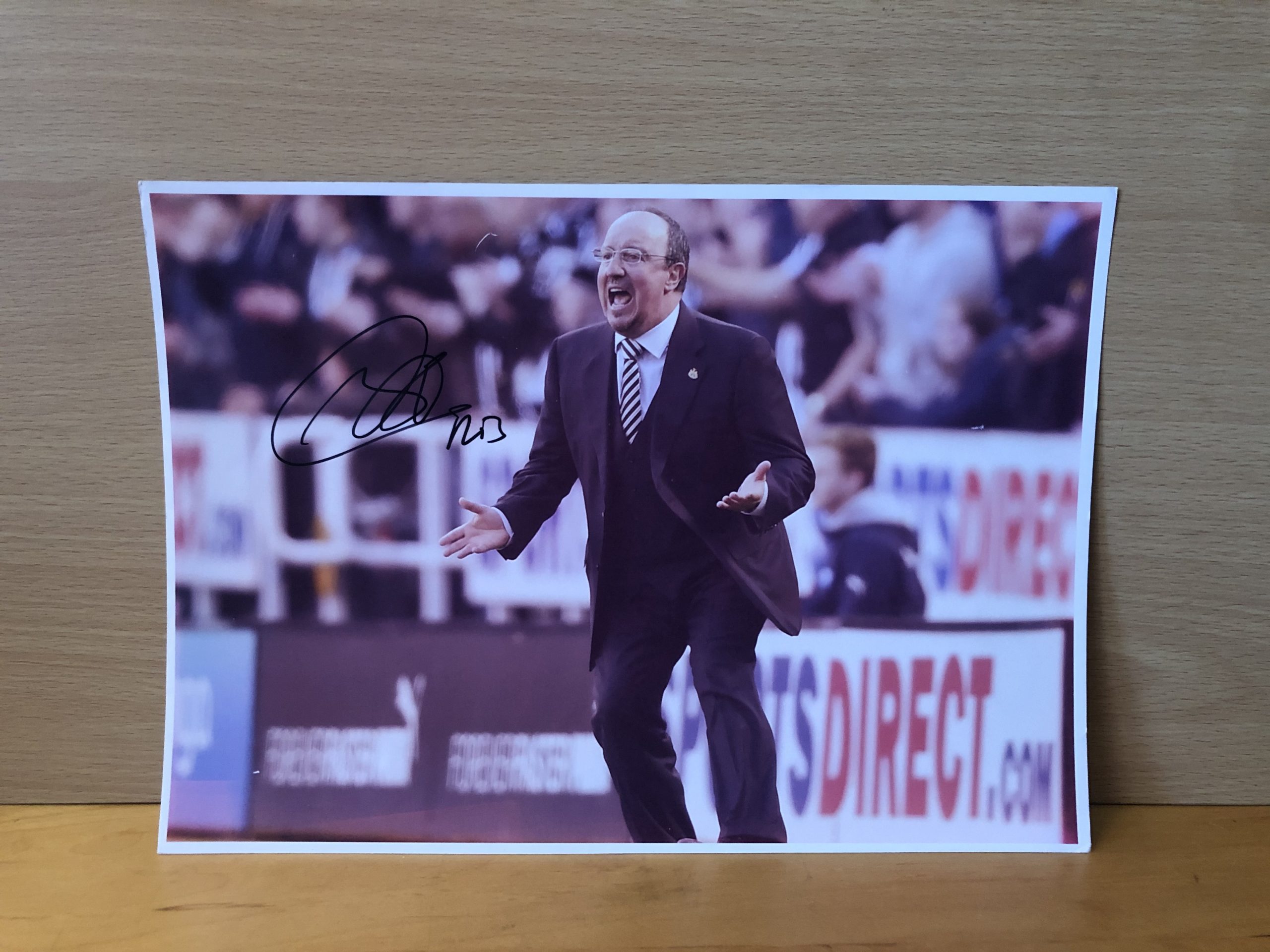 Rafa Benítez Signed Colour Photo Rafa Benítez Signed Colour Photo