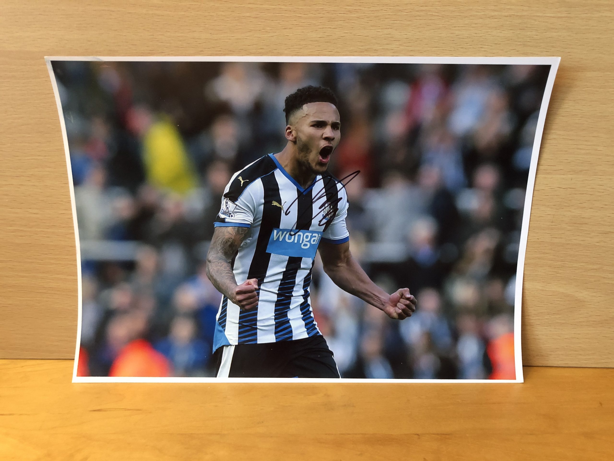 Jamaal Lascelles Signed Colour Photo Jamaal Lascelles Signed Colour Photo