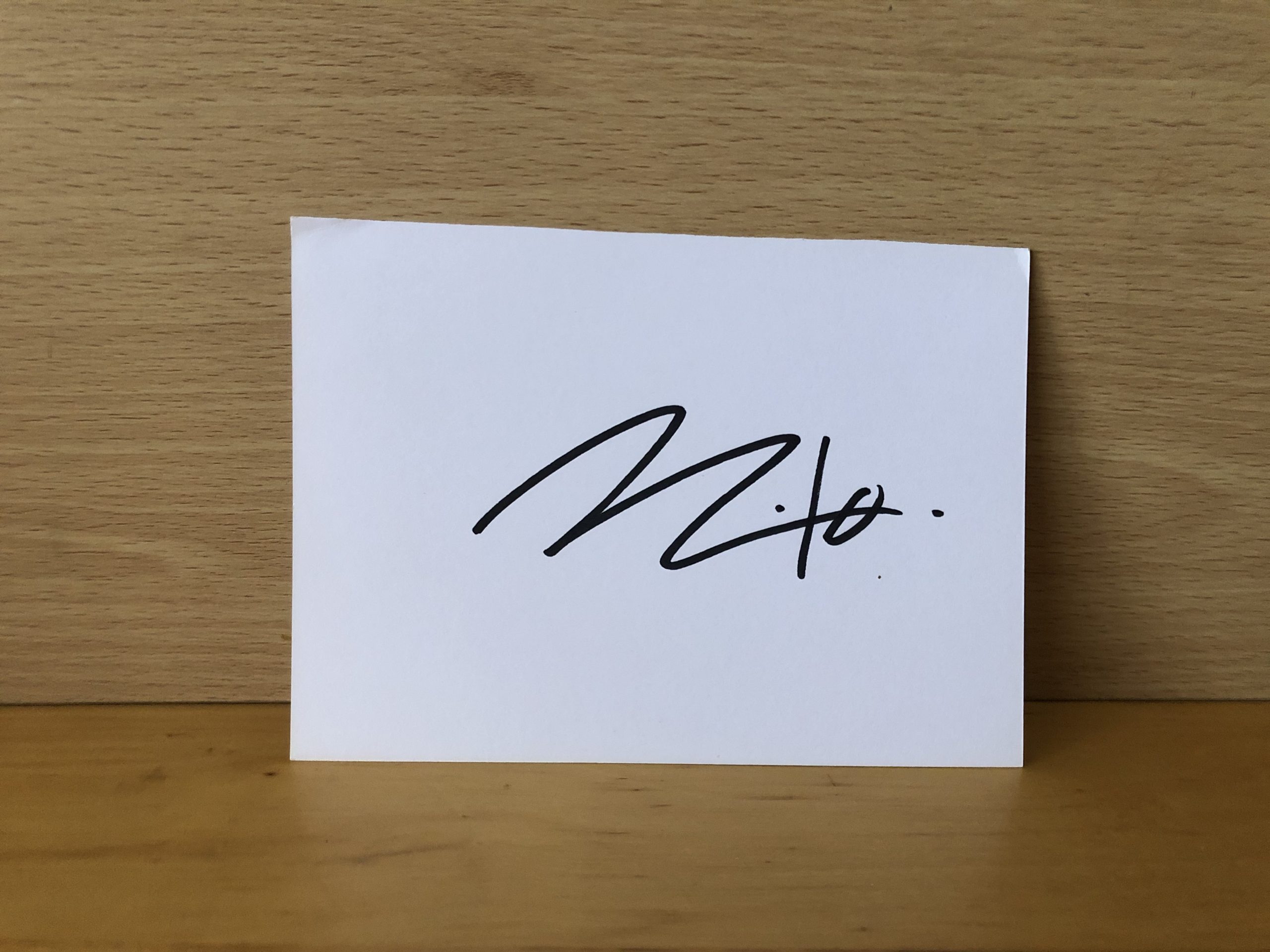 Milo Ventimiglia Signed White Card Milo Ventimiglia Signed White Card