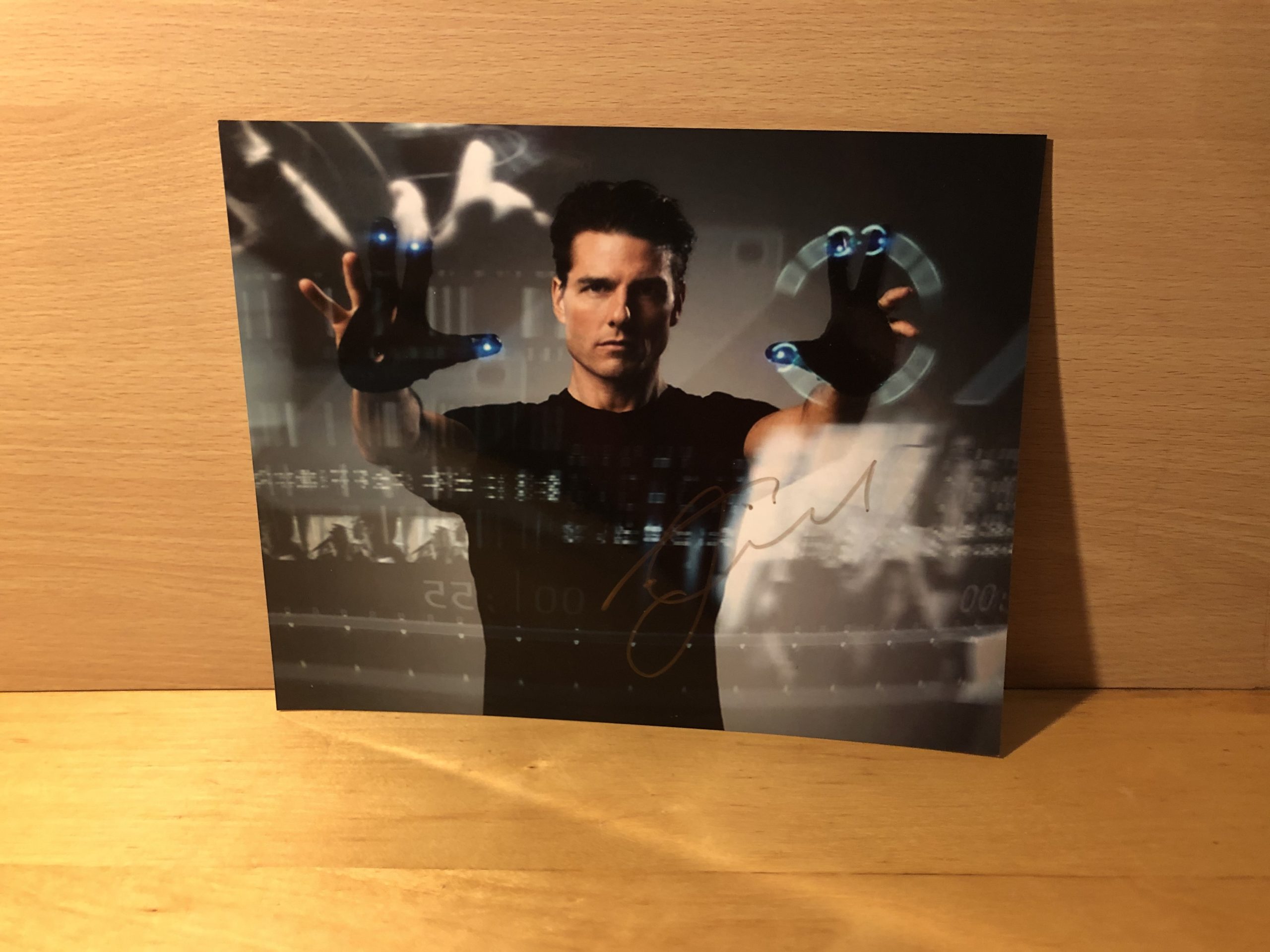 Tom Cruise Signed Colour Photo Tom Cruise Signed Colour Photo