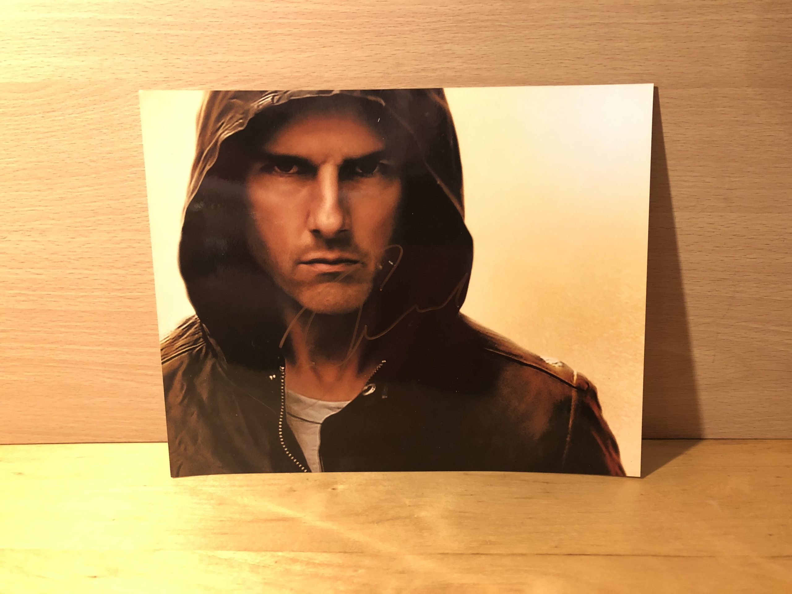 Tom Cruise Signed Colour Photo Tom Cruise Signed Colour Photo