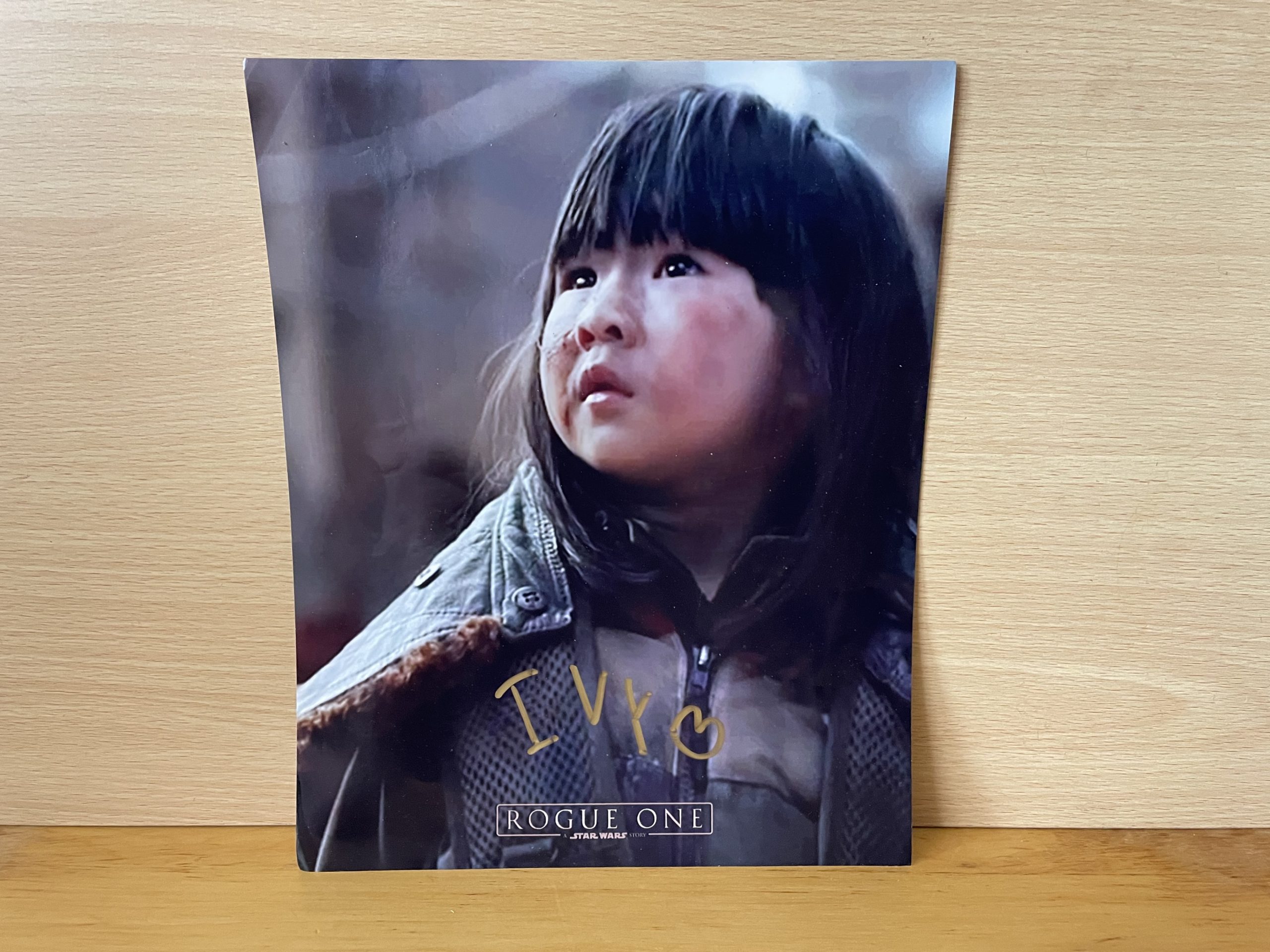 Ivy Wong Signed Colour Photo Ivy Wong Signed Colour Photo
