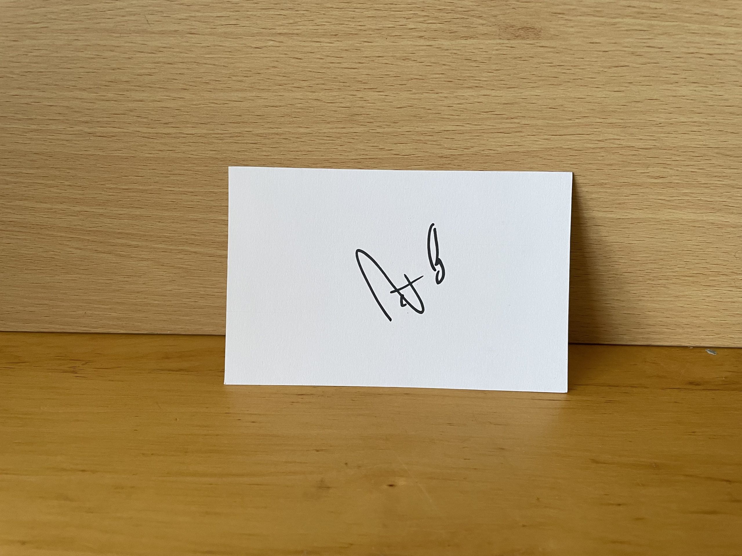 Heidi Range Signed White Card Heidi Range Signed White Card