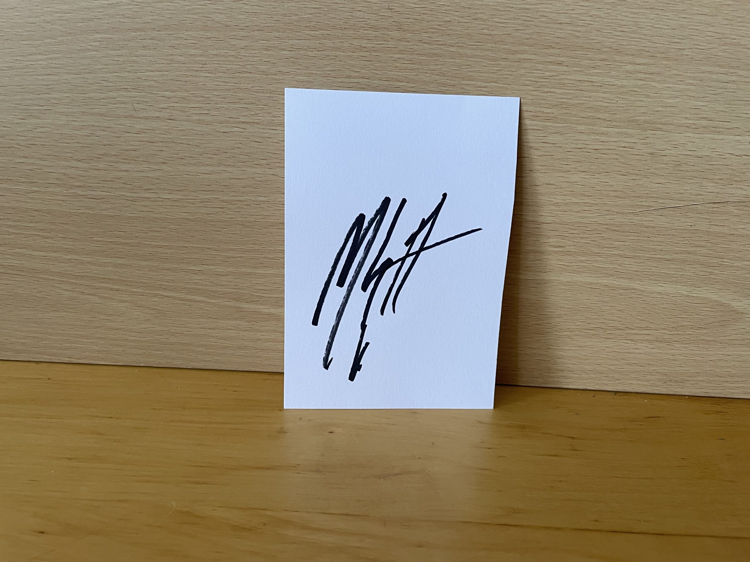 Manu Bennett Signed White Card Manu Bennett Signed White Card